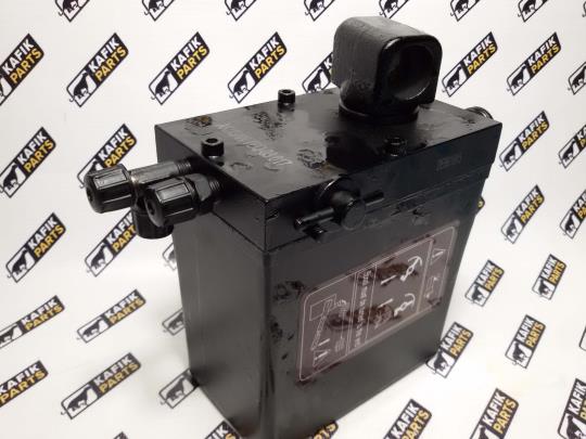 Насос подъема кабины Renault Premium, Kerax, Akusan. 5010316438