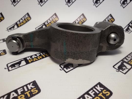 Коромысло клапана впускного Cummins M11, ISM, QSM11 4003913, 3400973, 3068351