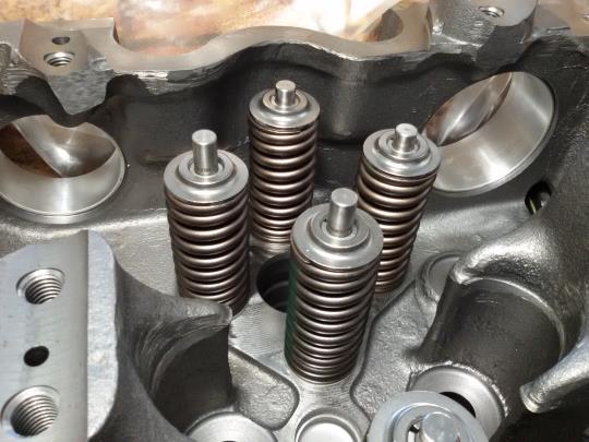 Головка блока цилиндров Cummins ISX, QSX15 5413784, 4386011