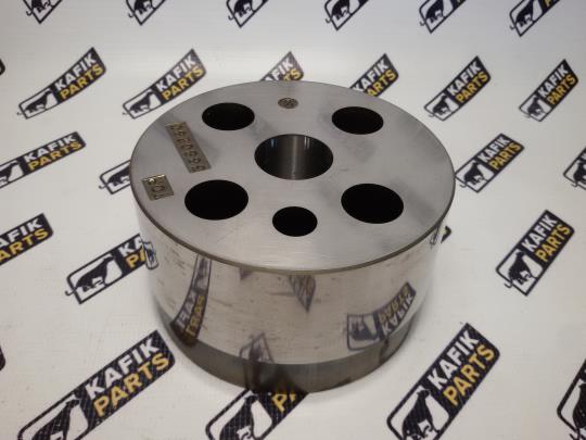 Вот промежуточной шестерни Cummins ISX, QSX15 3680260