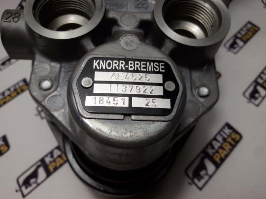 Кран чотирьохконтурний Renault Magnum E-Tech 5010525808, II37922, AE4525